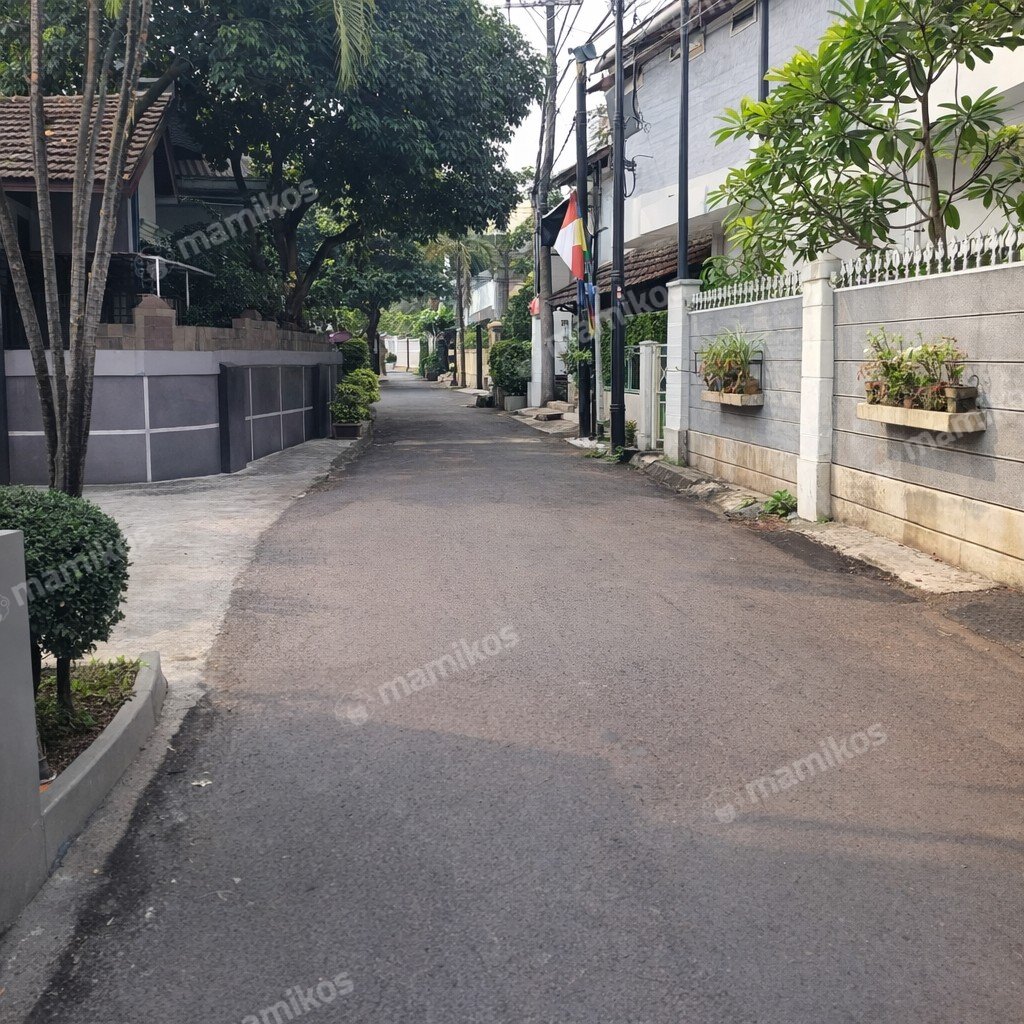 Rumah Sertifikat SHM 4 Kamar Tidur 3 Kamar Mandi Duren Sawit Jakarta Timur - Photo 5