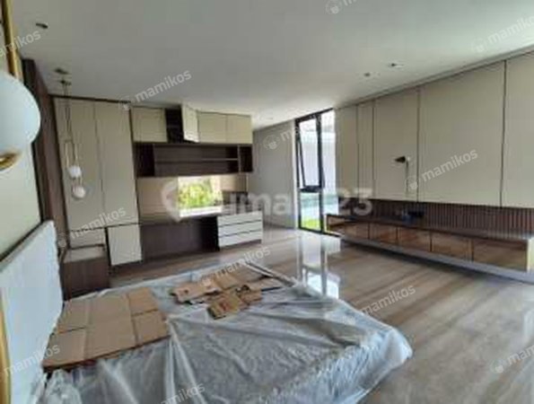 Rumah Sertifikat SHM 3 Kamar Tidur 3 Kamar Mandi Semarang Selatan Semarang - Photo 2