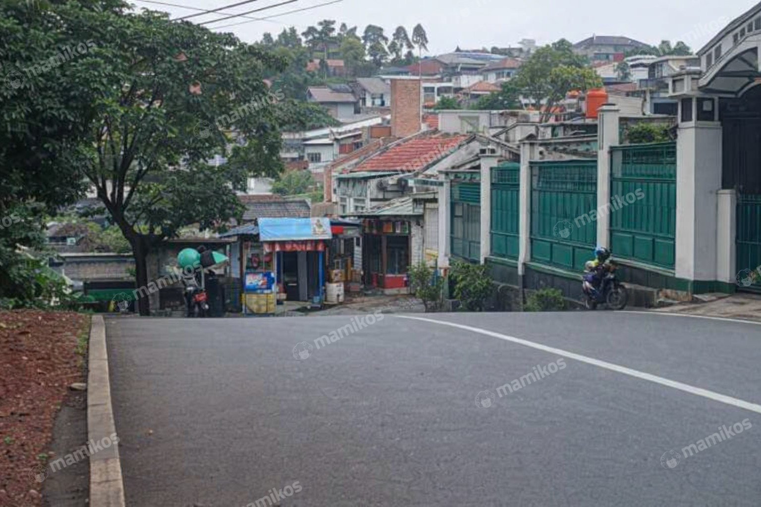 Rumah Sertifikat HGB 3 Kamar Tidur 2 Kamar Mandi Ragunan Jakarta Selatan - Photo 2