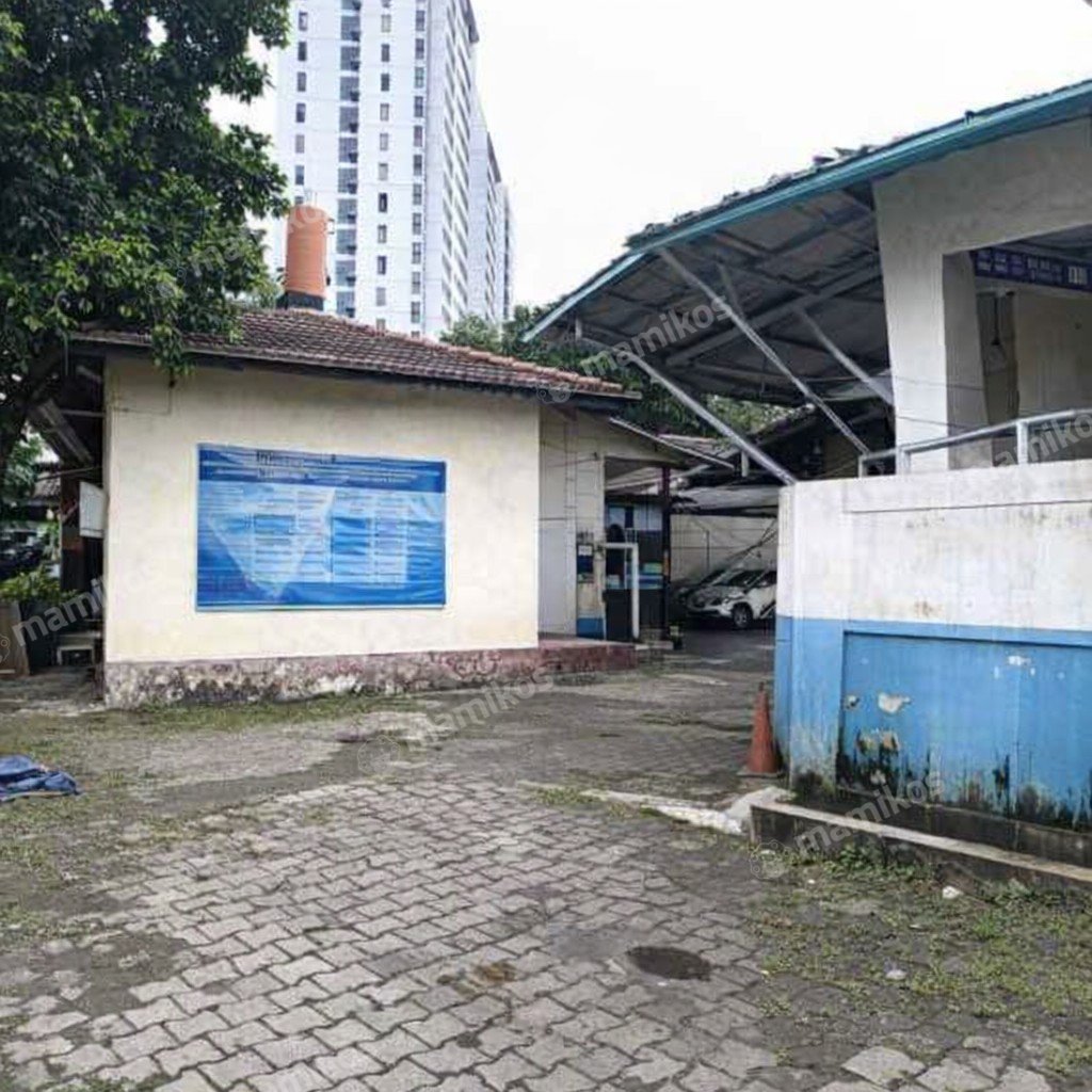 Rumah Sertifikat HGB 3 Kamar Tidur 2 Kamar Mandi Ragunan Jakarta Selatan - Photo 5