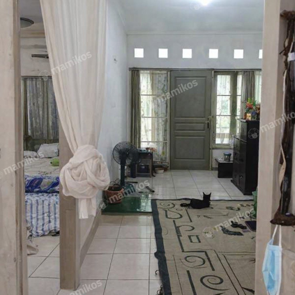 Rumah Sertifikat SHM 5 Kamar Tidur 4 Kamar Mandi Gandaria Jakarta Selatan - Photo 4