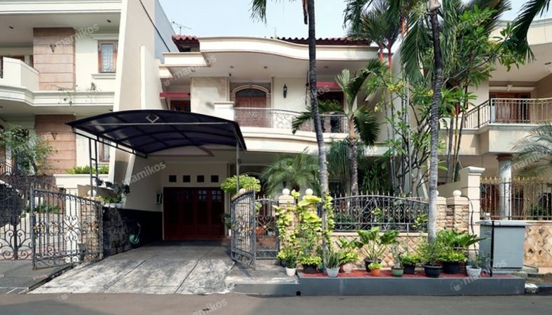 Rumah 4KT 3KM Permata Buana Jakarta Barat