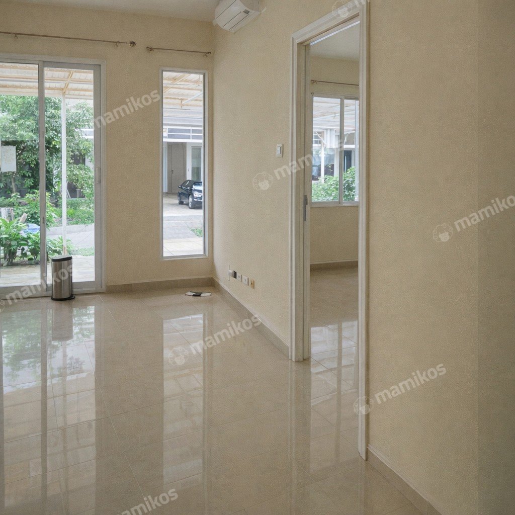 Rumah Sertifikat SHM 3 Kamar Tidur 3 Kamar Mandi Green Lake City Jakarta Barat - Photo 2