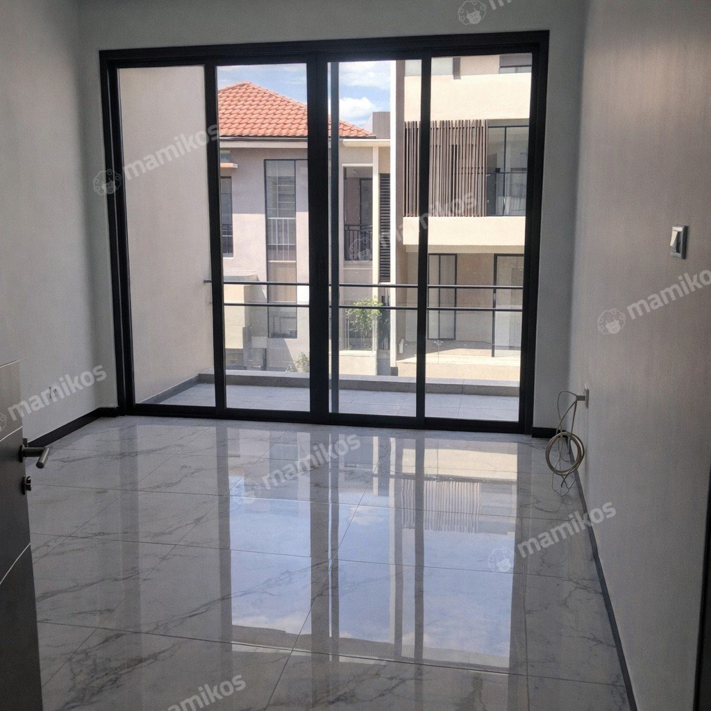 Rumah Sertifikat SHM 6 Kamar Tidur 4 Kamar Mandi Sunter Jakarta Utara - Photo 2