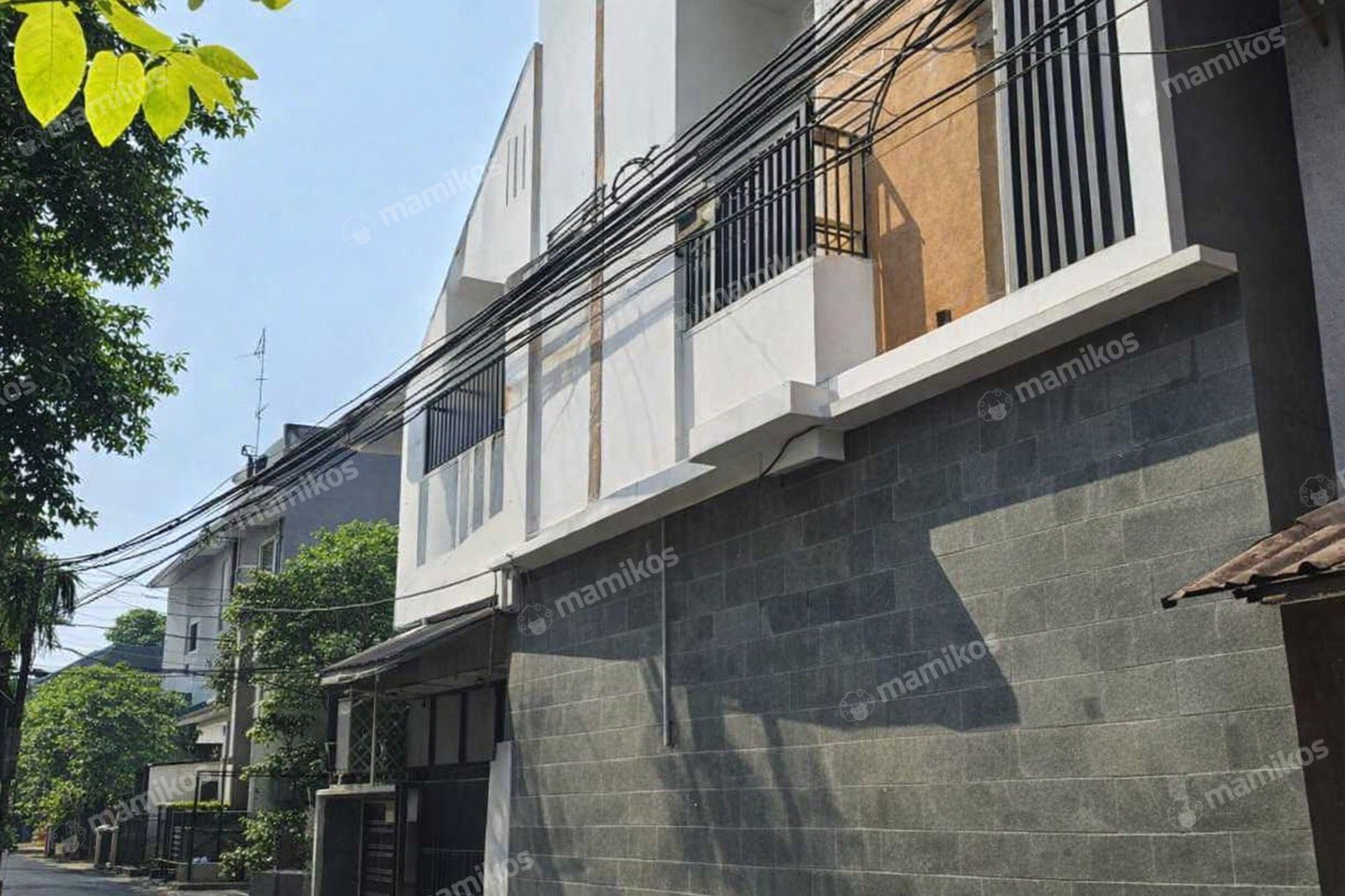 Rumah 29 Kamar Tidur 29 Kamar Mandi 3 Lantai Kuningan Jakarta Selatan