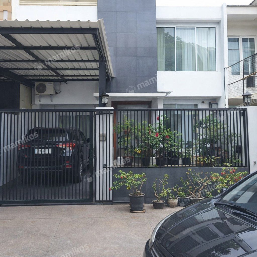 Rumah Sertifikat SHM 4 Kamar Tidur 4 Kamar Mandi Daan Mogot Jakarta Barat - Photo 3