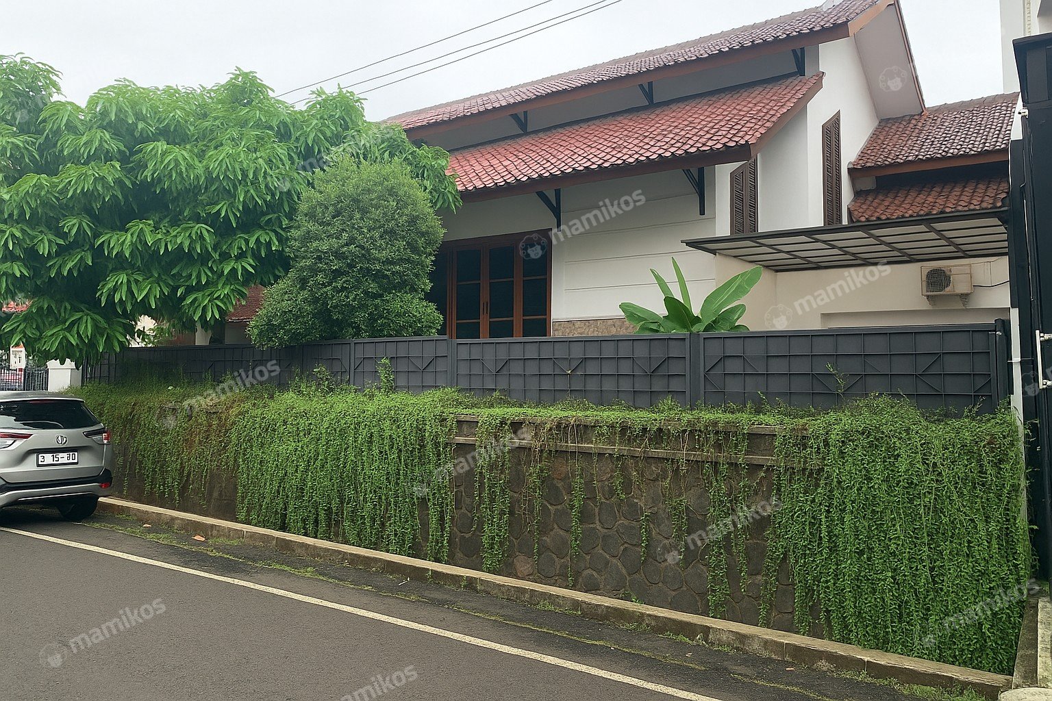 Rumah Sertifikat SHM 5 Kamar Tidur 3 Kamar Mandi Duren Sawit Jakarta Timur