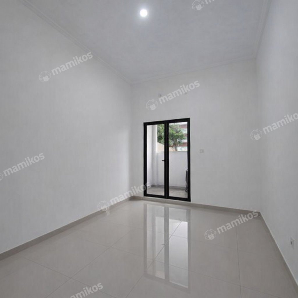 Rumah Sertifikat SHM 3 Kamar Tidur 3 Kamar Mandi Duren Sawit Jakarta Timur - Photo 3