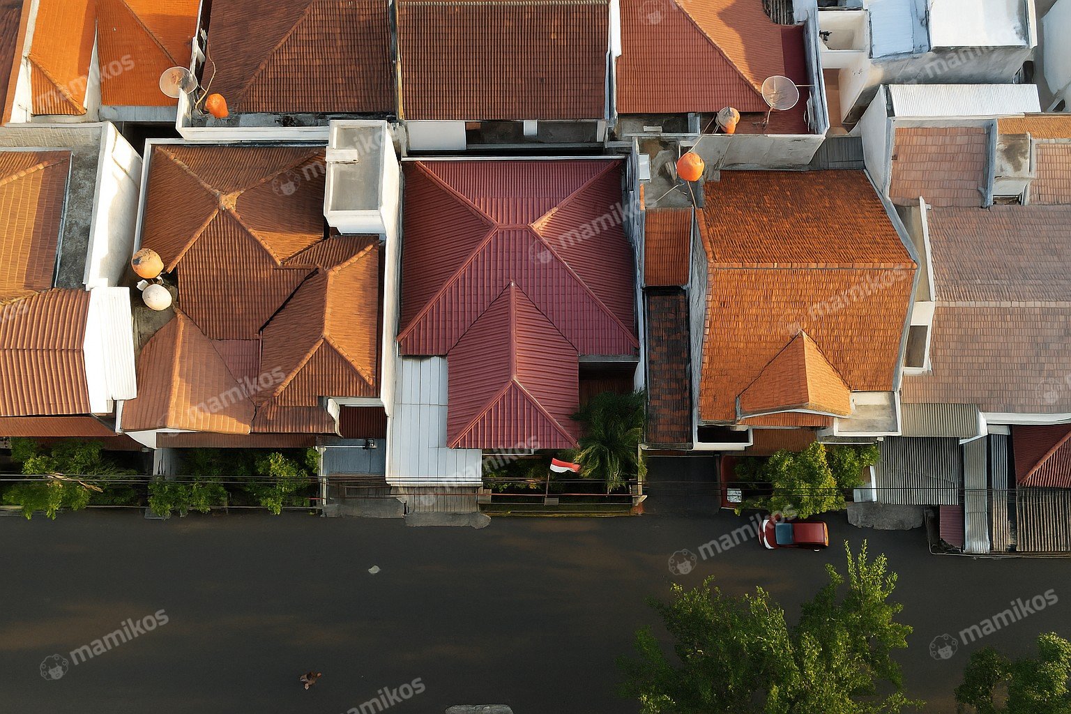 Rumah Sertifikat SHM 3 Kamar Tidur 3 Kamar Mandi Gudang Peluru Jakarta Selatan - Photo 5