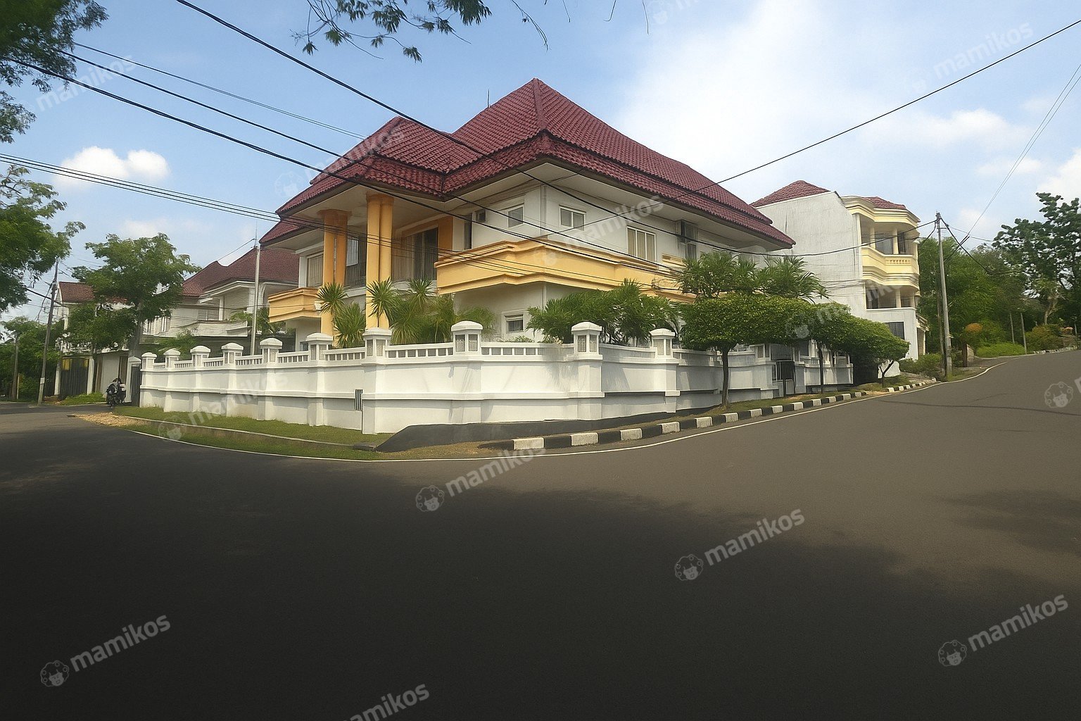 Rumah Sertifikat SHM 9 Kamar Tidur 5 Kamar Mandi Duren Sawit Jakarta Timur