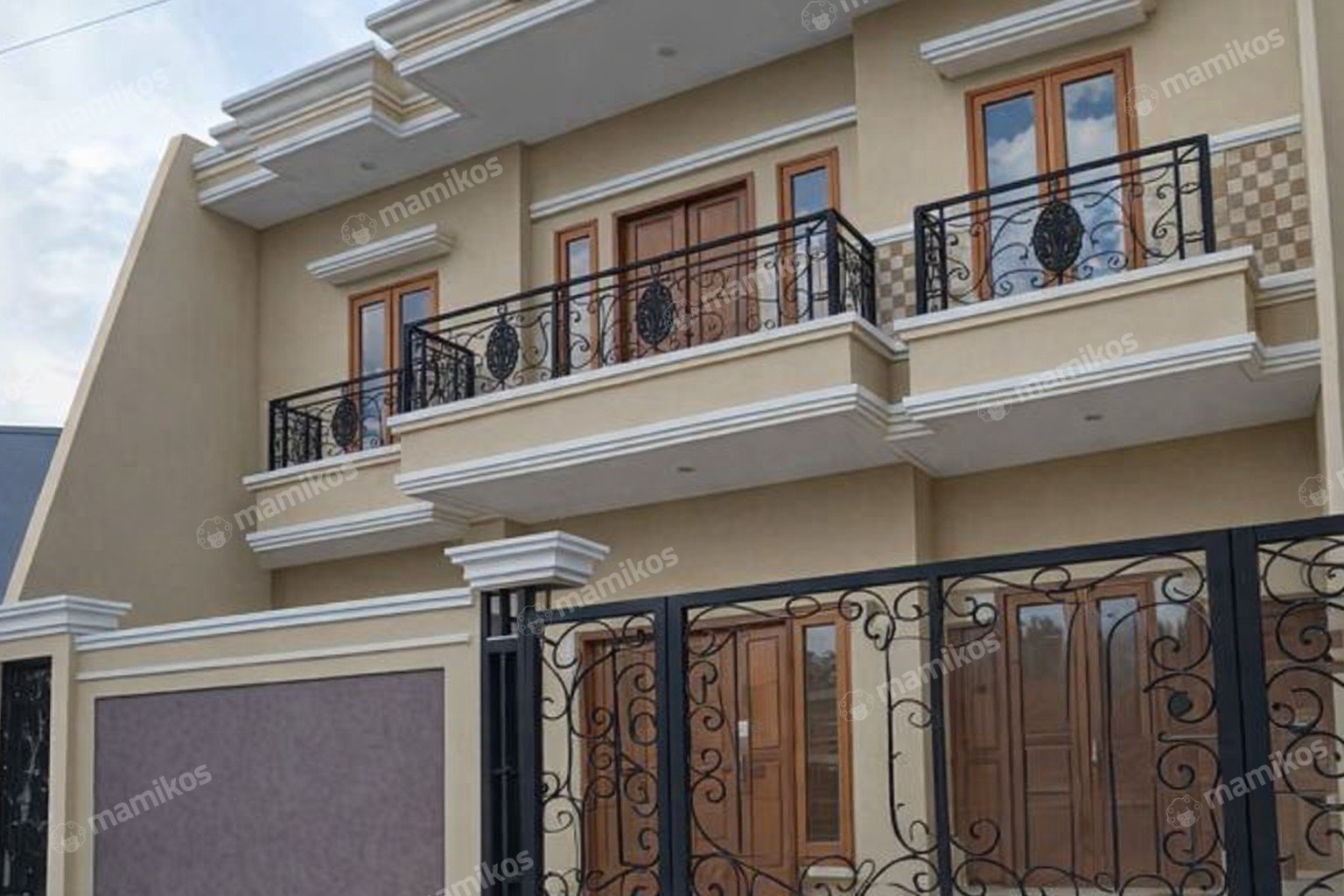 Rumah Sertifikat SHM 5 Kamar Tidur 4 Kamar Mandi Cipinang Jakarta Timur