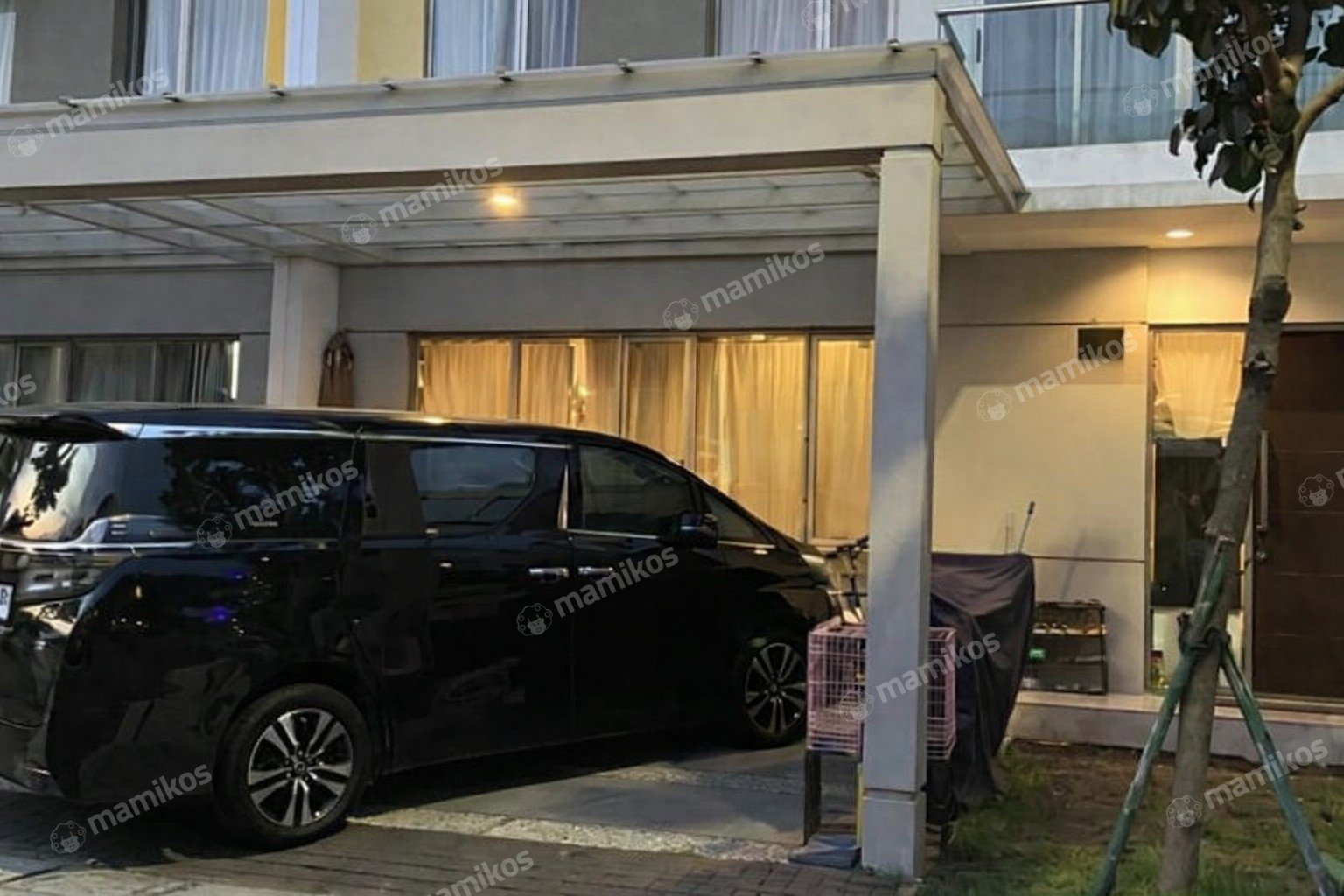 Rumah Sertifikat SHM 4 Kamar Tidur 3 Kamar Mandi Pantai Indah Kapuk 2 Jakarta Utara
