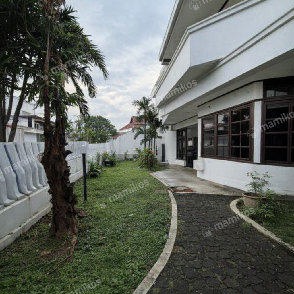 Rumah Sertifikat SHM 6 Kamar Tidur 3 Kamar Mandi Duren Sawit Jakarta Timur - Photo 3