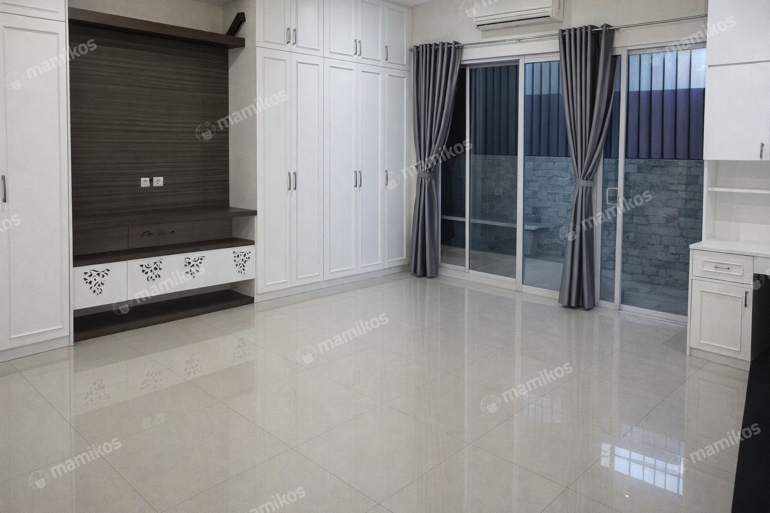 Rumah Sertifikat SHM 4 Kamar Tidur 4 Kamar Mandi Citra Garden Jakarta Barat - Photo 4