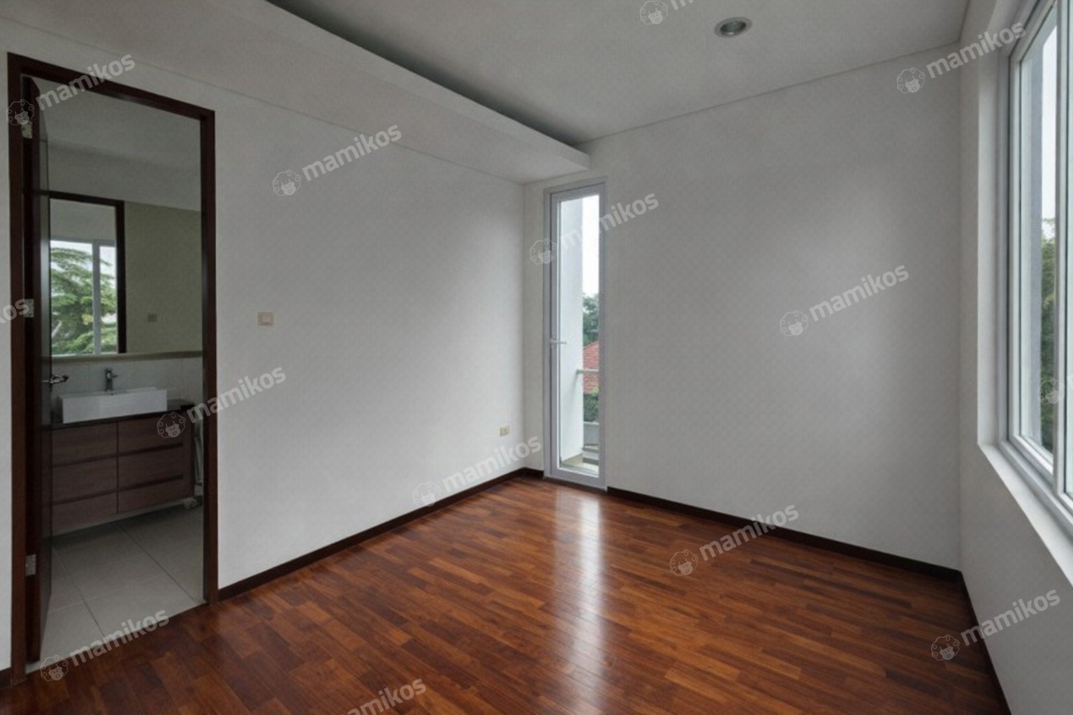 Rumah Sertifikat SHM 4 Kamar Tidur 5 Kamar Mandi Cilandak Jakarta Selatan - Photo 3