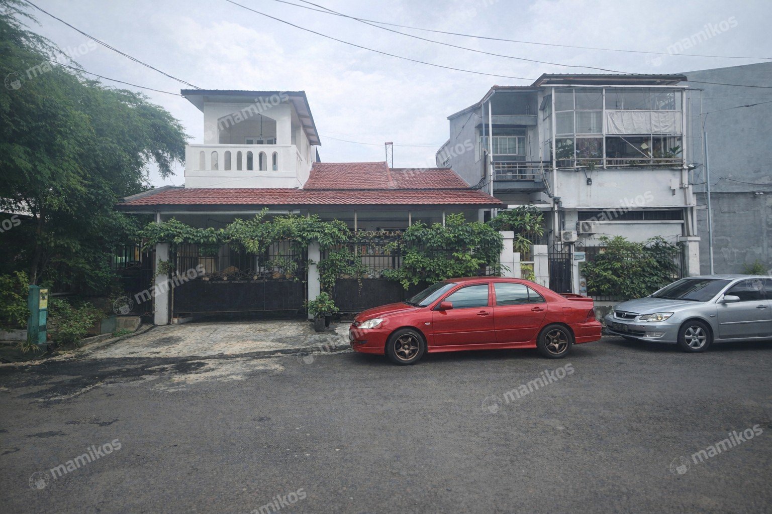 Rumah Sertifikat SHM 8 Kamar Tidur 7 Kamar Mandi Duren Sawit Jakarta Timur - Photo 4