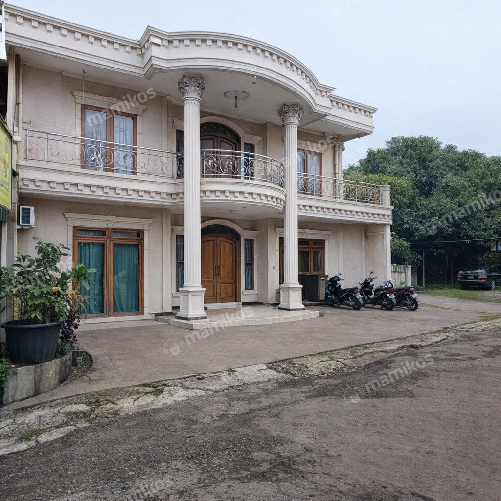 Rumah Sertifikat SHM 6 Kamar Tidur 6 Kamar Mandi Ciracas Jakarta Timur - Photo 2