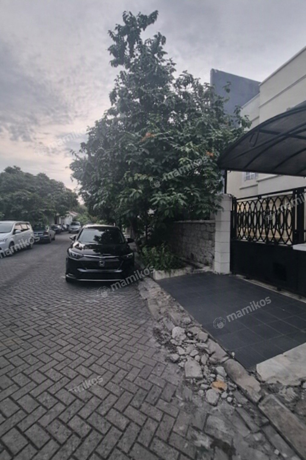Rumah Sertifikat SHM 3 Kamar Tidur 3 Kamar Mandi Pantai Indah Kapuk Jakarta Utara - Photo 3
