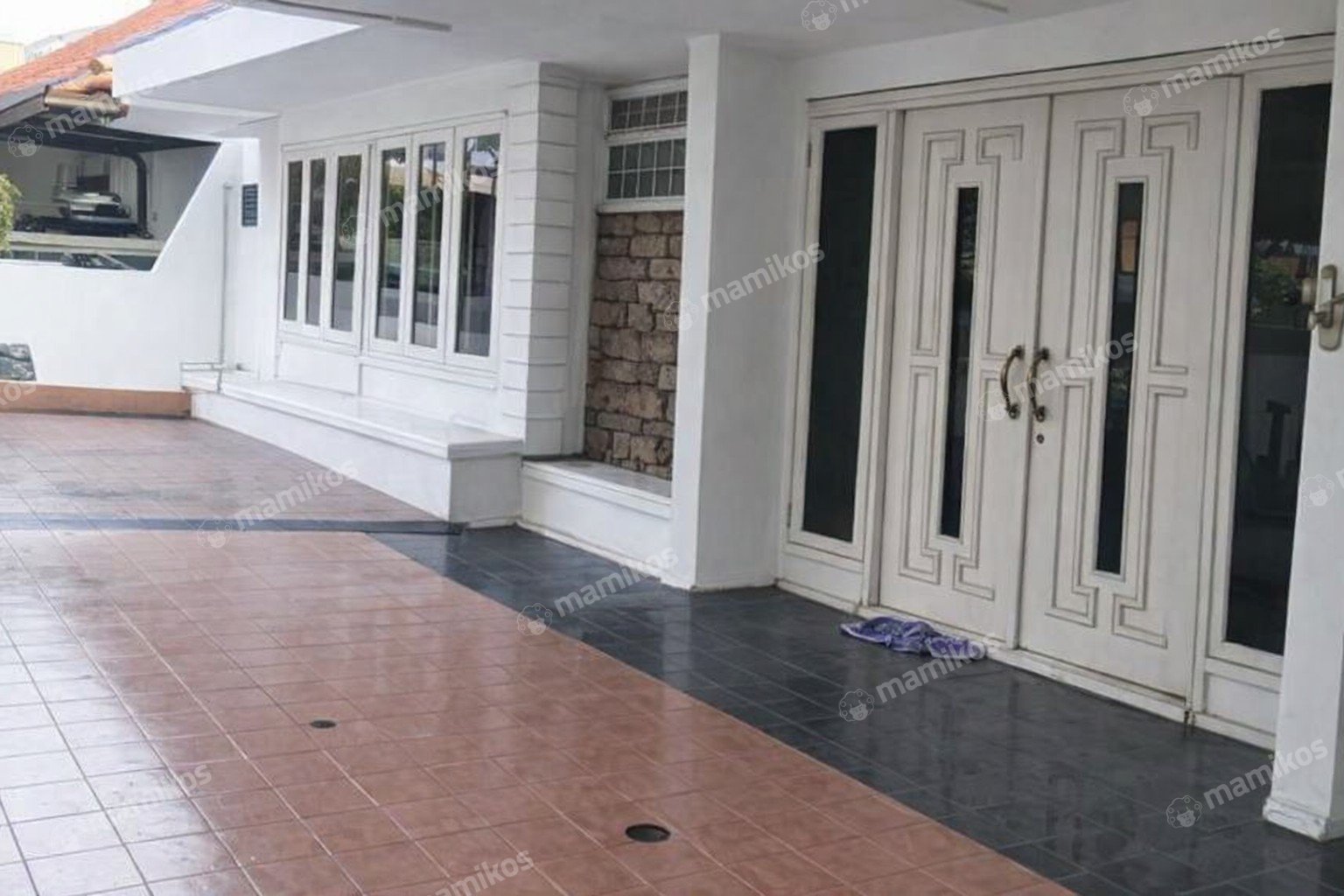 Rumah 5KT 3KM Joglo Jakarta Barat