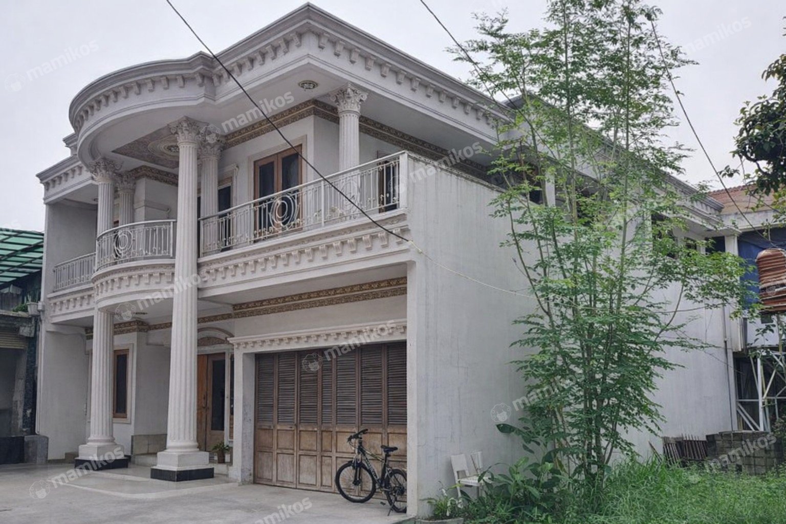 Rumah Sertifikat SHM 5 Kamar Tidur 5 Kamar Mandi Ciracas Jakarta Timur
