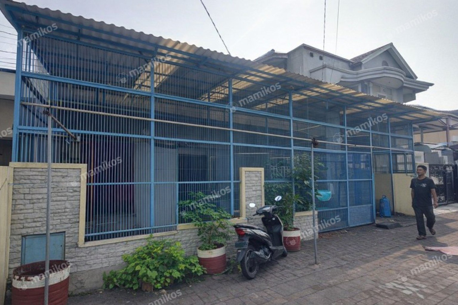 Rumah Sertifikat SHM 3 Kamar Tidur 3 Kamar Mandi Duta Garden Jakarta Barat