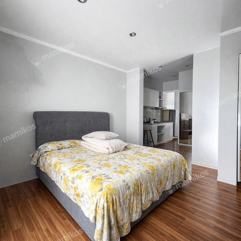 Rumah 4 Kamar Tidur 5 Kamar Mandi 3 Lantai Joglo Jakarta Barat - Photo 5