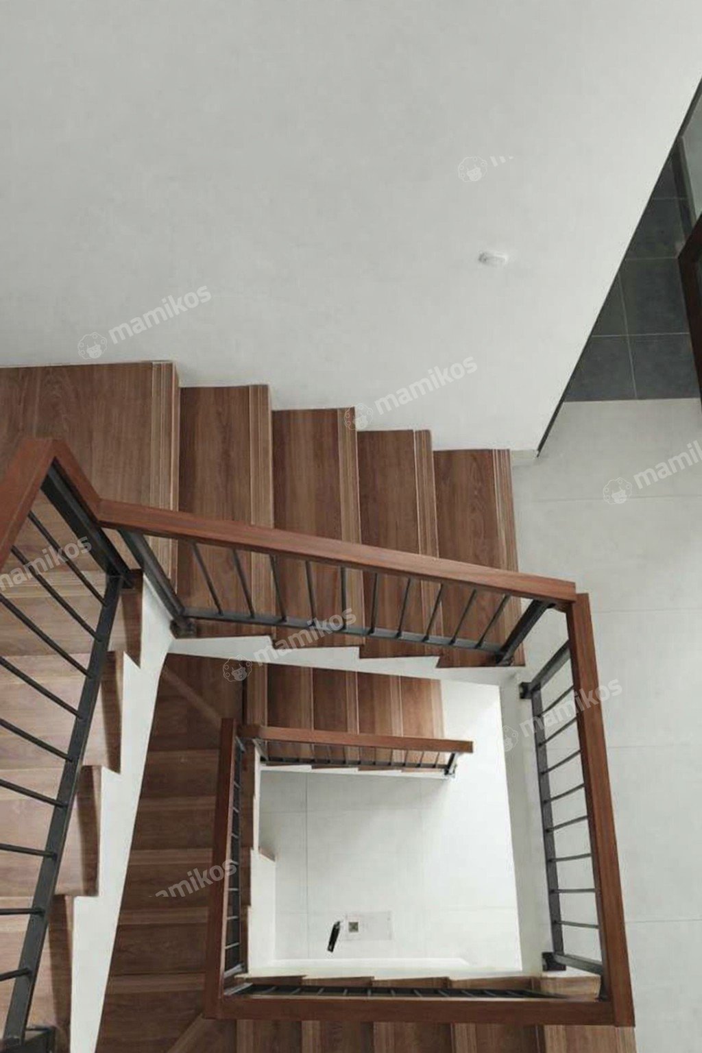 Rumah Sertifikat SHM 5 Kamar Tidur 4 Kamar Mandi Kelapa Gading Jakarta Utara - Photo 3