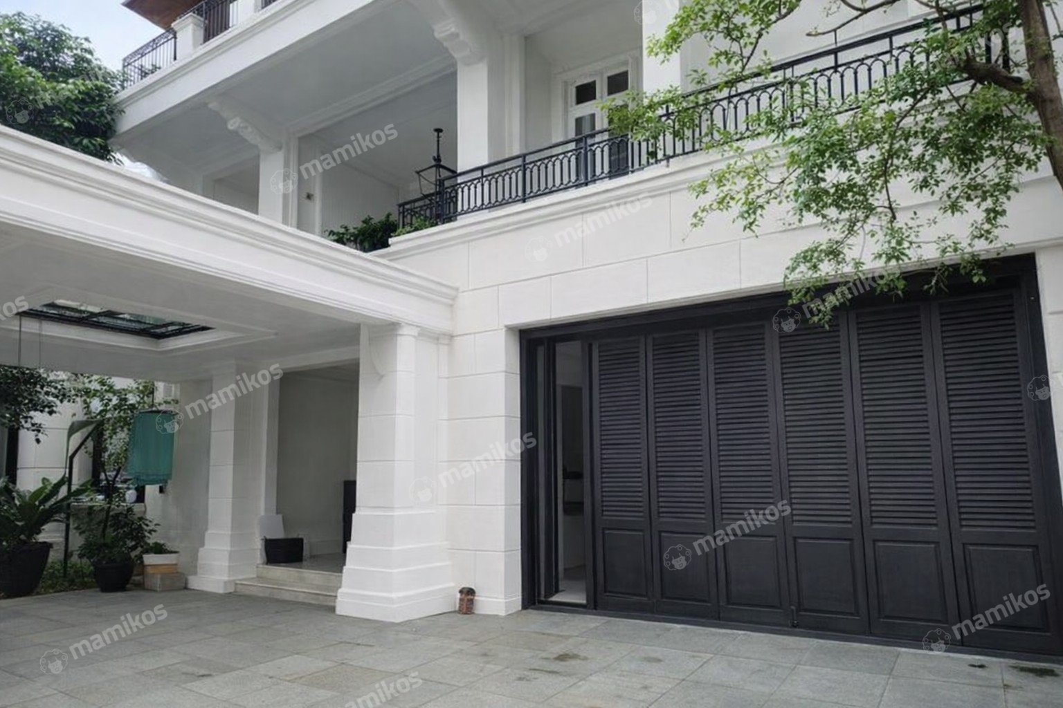 Rumah Sertifikat SHM 4 Kamar Tidur 5 Kamar Mandi Mega Kuningan Jakarta Selatan