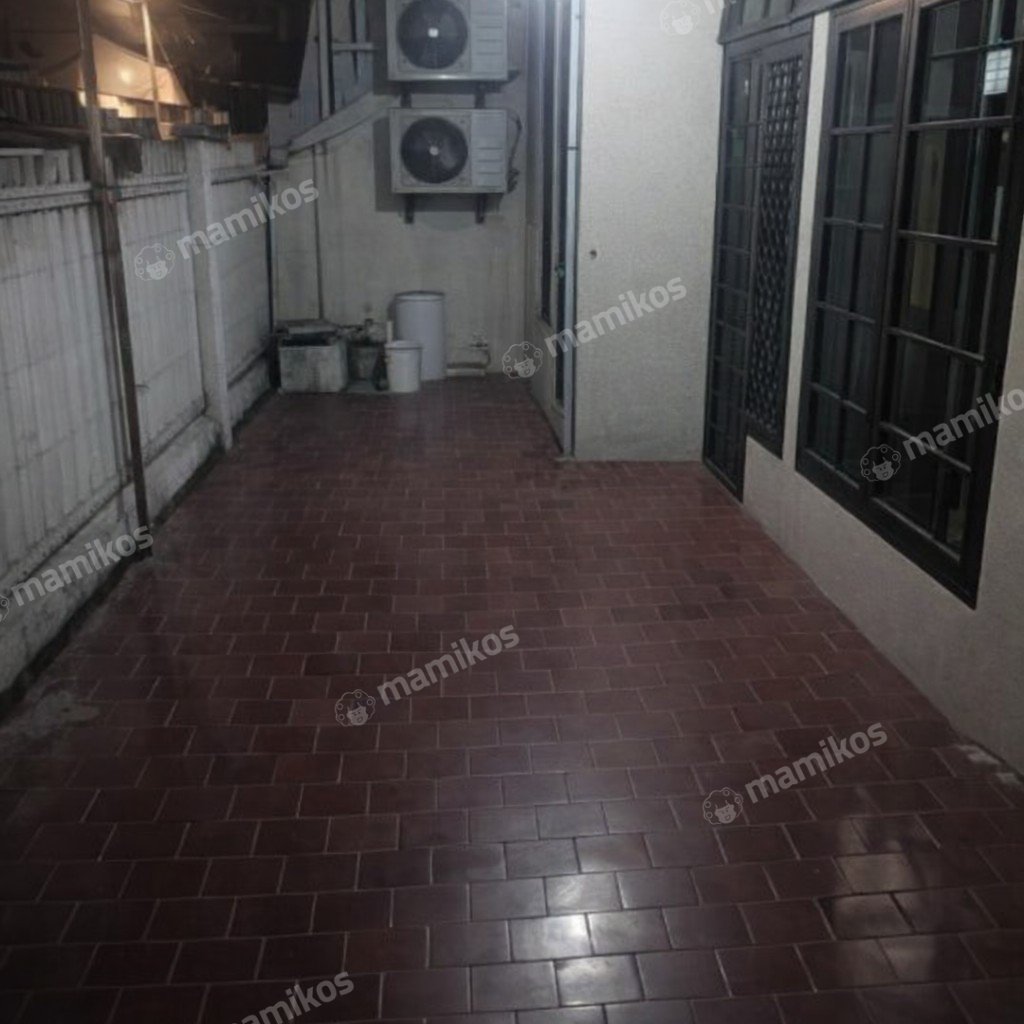 Rumah Sertifikat SHM 5 Kamar Tidur 3 Kamar Mandi Tanjung Duren Jakarta Barat - Photo 2