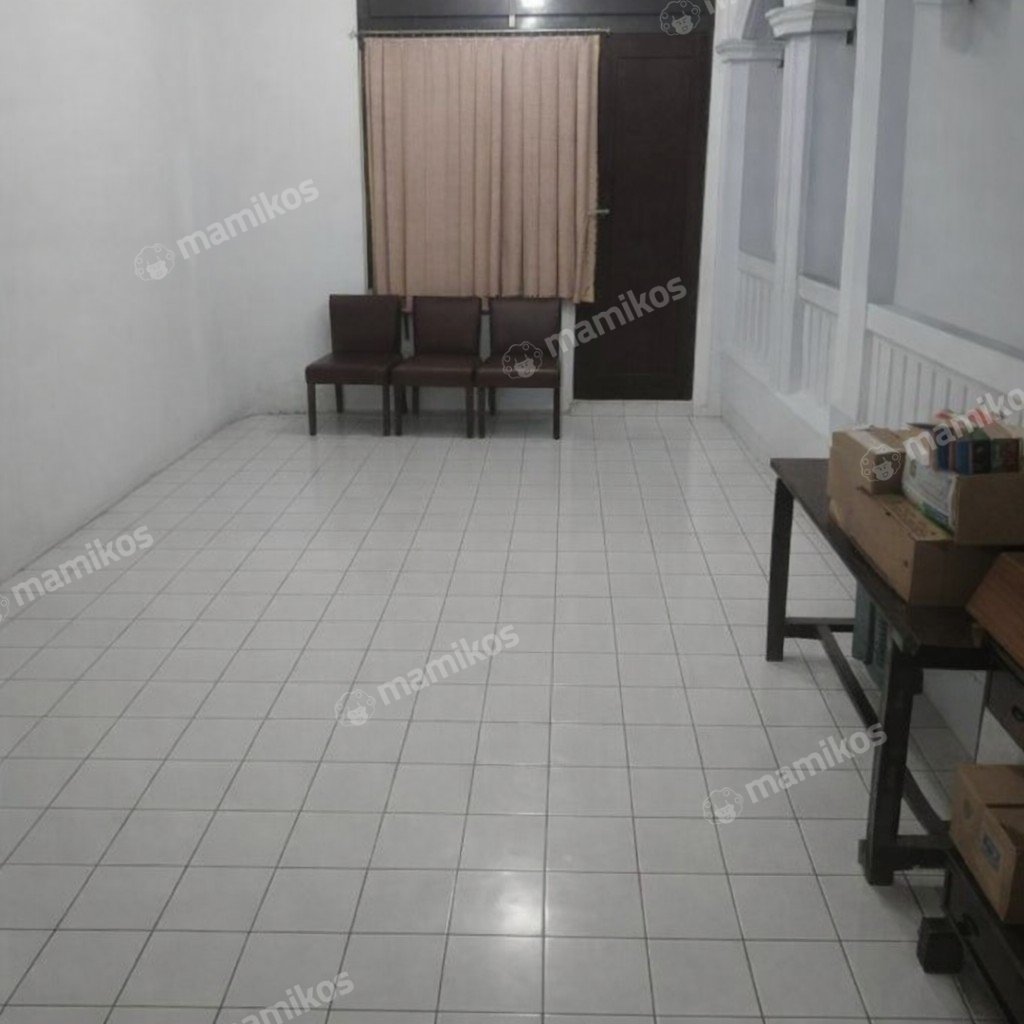 Rumah Sertifikat SHM 5 Kamar Tidur 3 Kamar Mandi Tanjung Duren Jakarta Barat - Photo 5