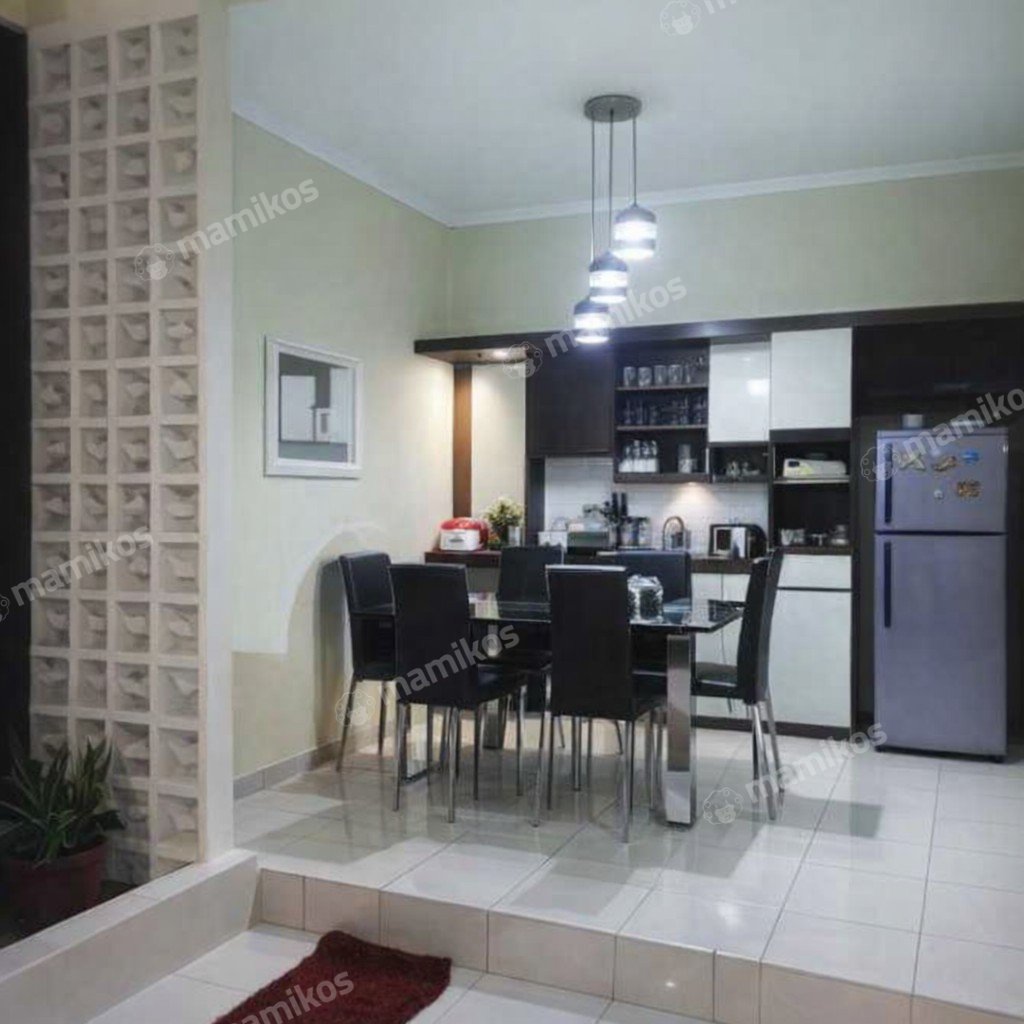 Rumah 4 Kamar Tidur 4 Kamar Mandi 2 Lantai Cibubur Jakarta Timur - Photo 5