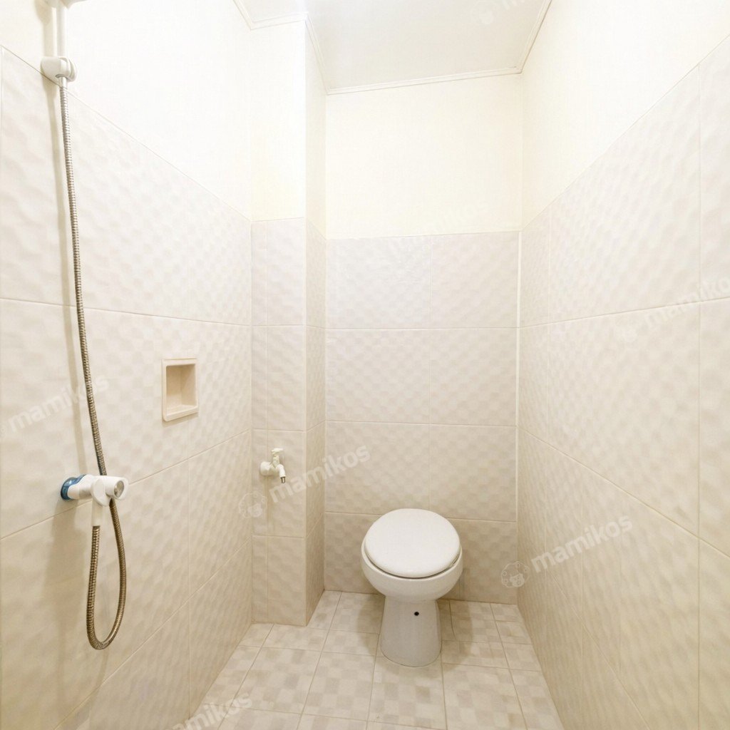 Rumah Sertifikat SHM 64 Kamar Tidur 64 Kamar Mandi Tanjung Duren Selatan Jakarta Barat - Photo 4
