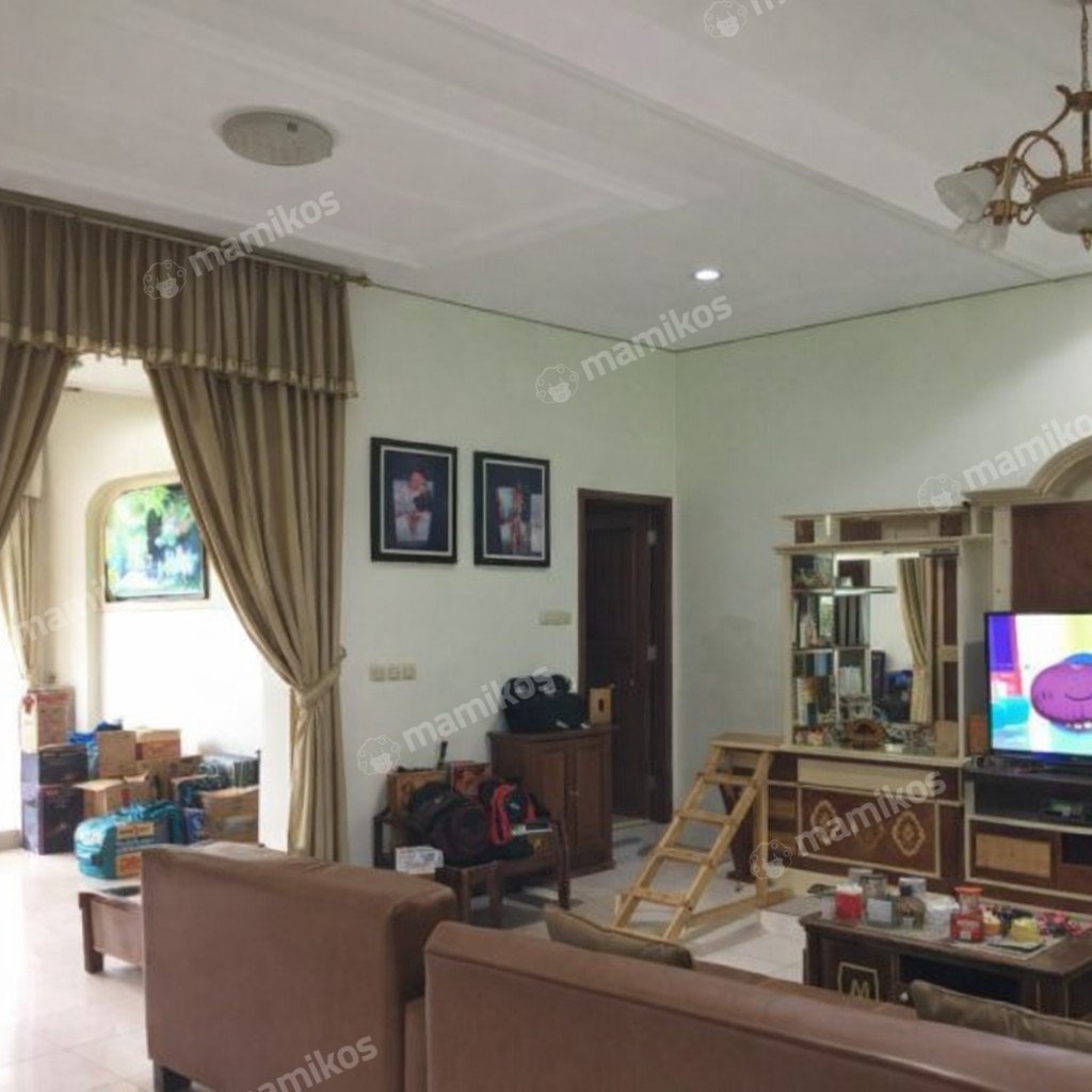 Rumah Sertifikat SHM 4 Kamar Tidur 3 Kamar Mandi Taman Palem Jakarta Barat - Photo 2