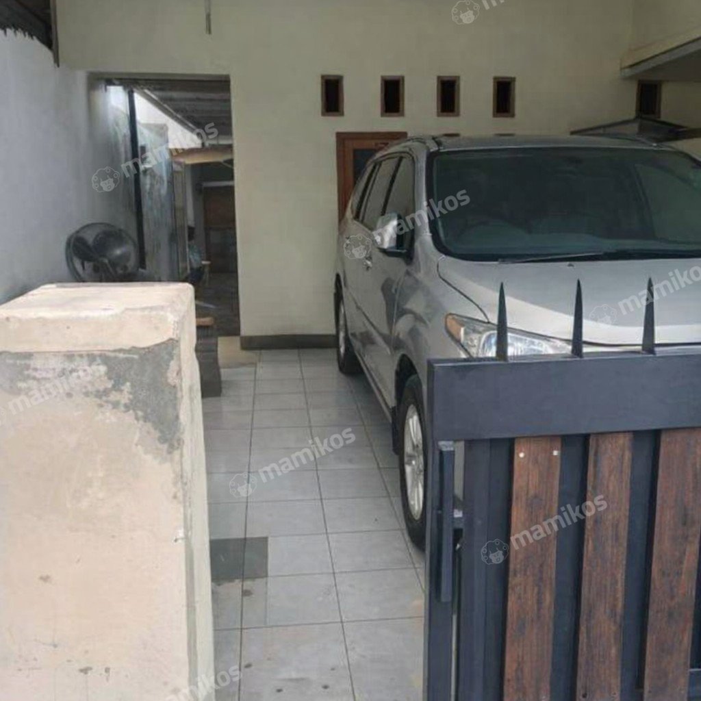 Rumah Sertifikat SHM 5 Kamar Tidur 2 Kamar Mandi Gandaria Jakarta Selatan - Photo 2