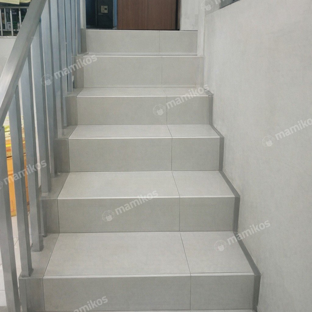 Rumah Sertifikat SHM 4 Kamar Tidur 2 Kamar Mandi Daan Mogot Jakarta Barat - Photo 4