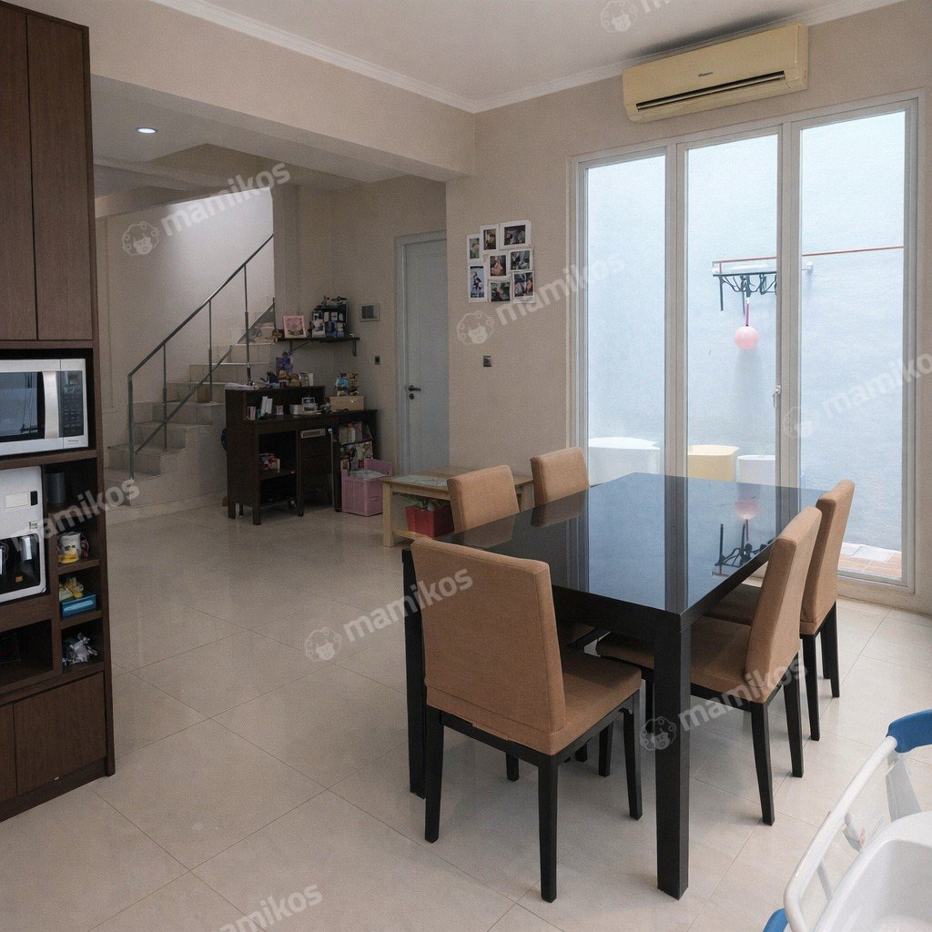 Rumah Sertifikat SHM 4 Kamar Tidur 3 Kamar Mandi Duta Garden Jakarta Barat - Photo 5