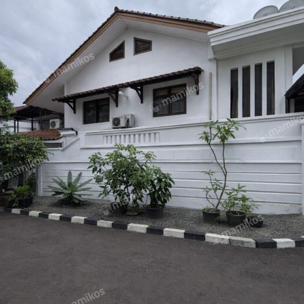Rumah Sertifikat SHM 4 Kamar Tidur 4 Kamar Mandi Pulomas Jakarta Timur - Photo 3