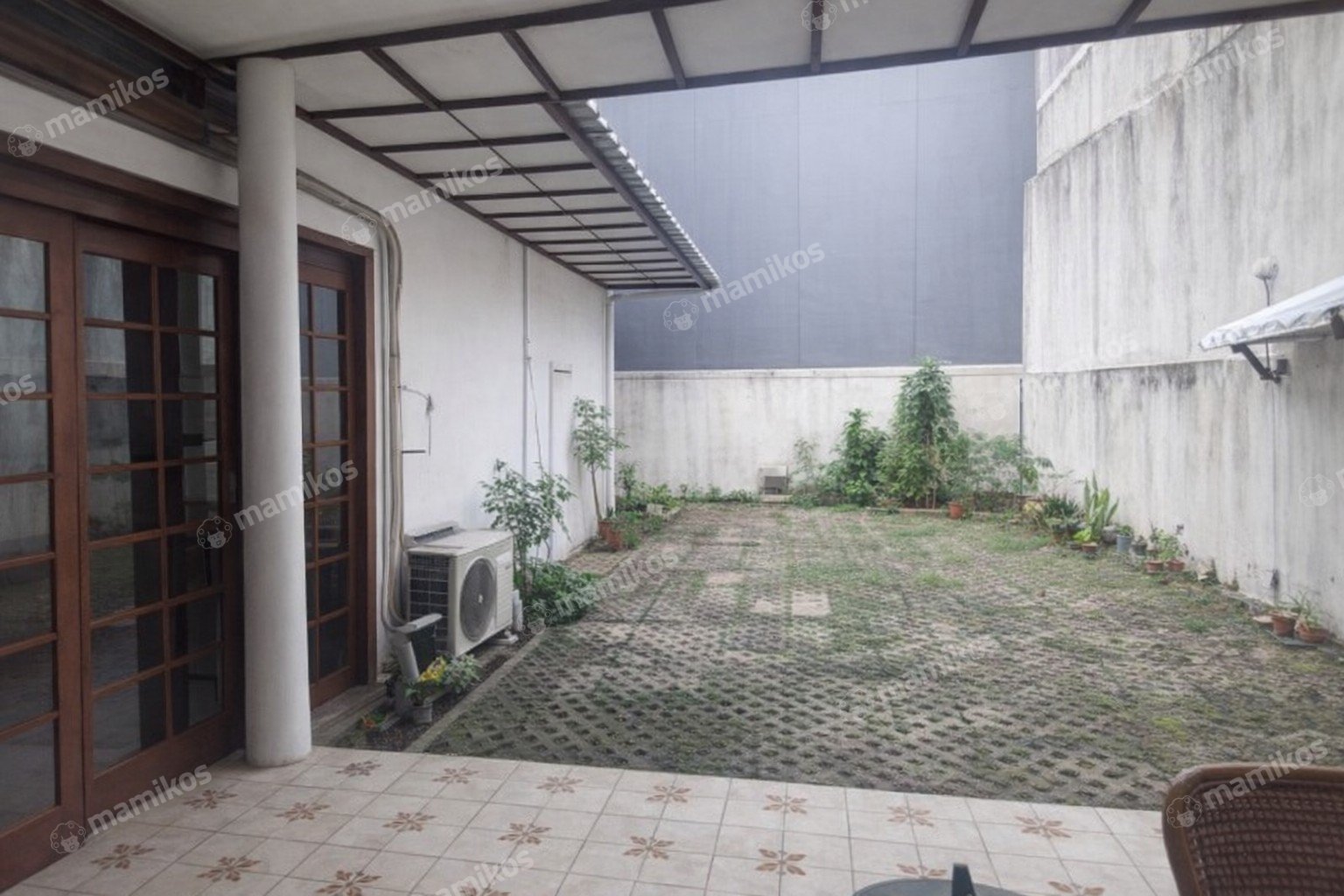 Rumah Sertifikat SHM 5 Kamar Tidur 3 Kamar Mandi Kuningan Jakarta Selatan - Photo 2