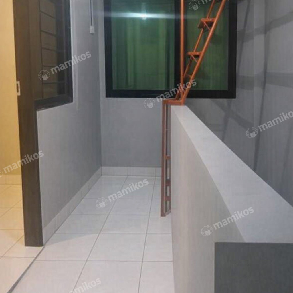Rumah Sertifikat SHM 3 Kamar Tidur 3 Kamar Mandi Duri Kepa Jakarta Barat - Photo 5