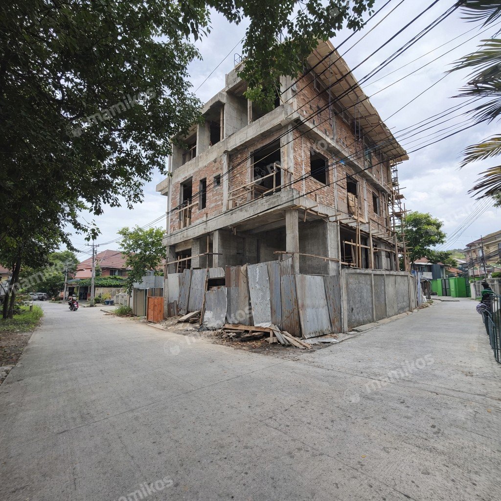 Rumah Sertifikat SHM 4 Kamar Tidur 4 Kamar Mandi Green Ville Jakarta Barat - Photo 2
