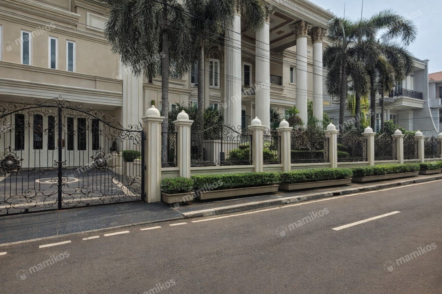 Rumah Sertifikat SHM 5 Kamar Tidur 5 Kamar Mandi Duren Sawit Jakarta Timur