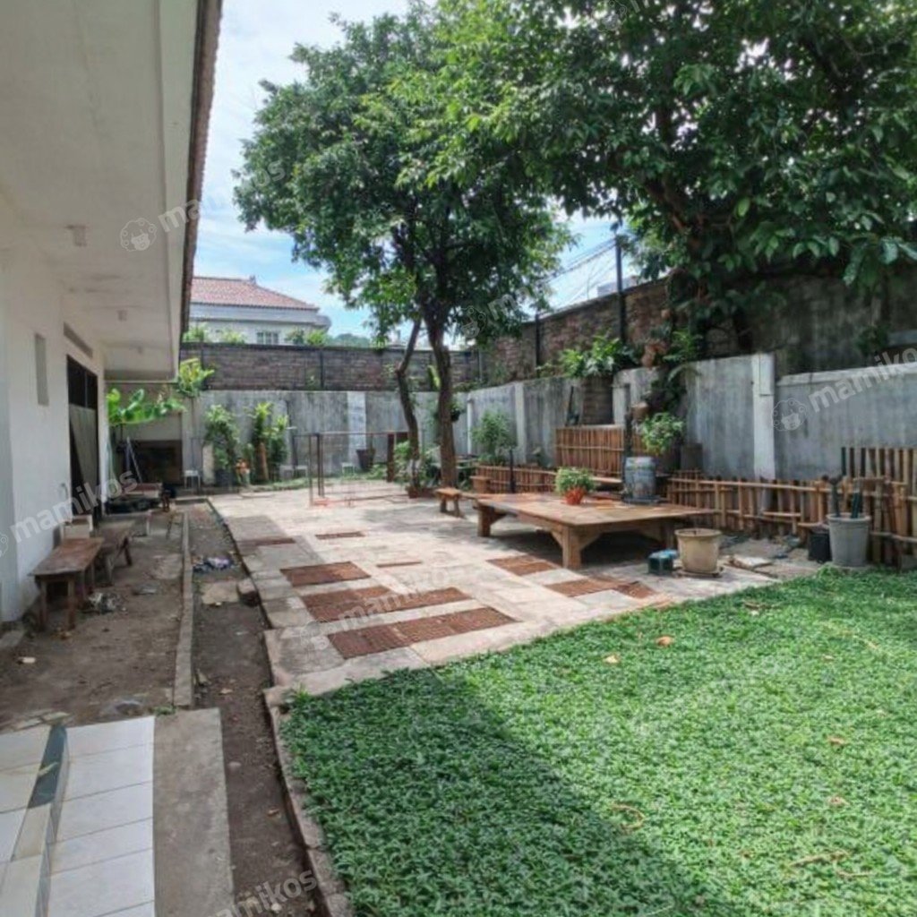 Rumah Sertifikat SHM 4 Kamar Tidur 2 Kamar Mandi Ampera Jakarta Selatan - Photo 2