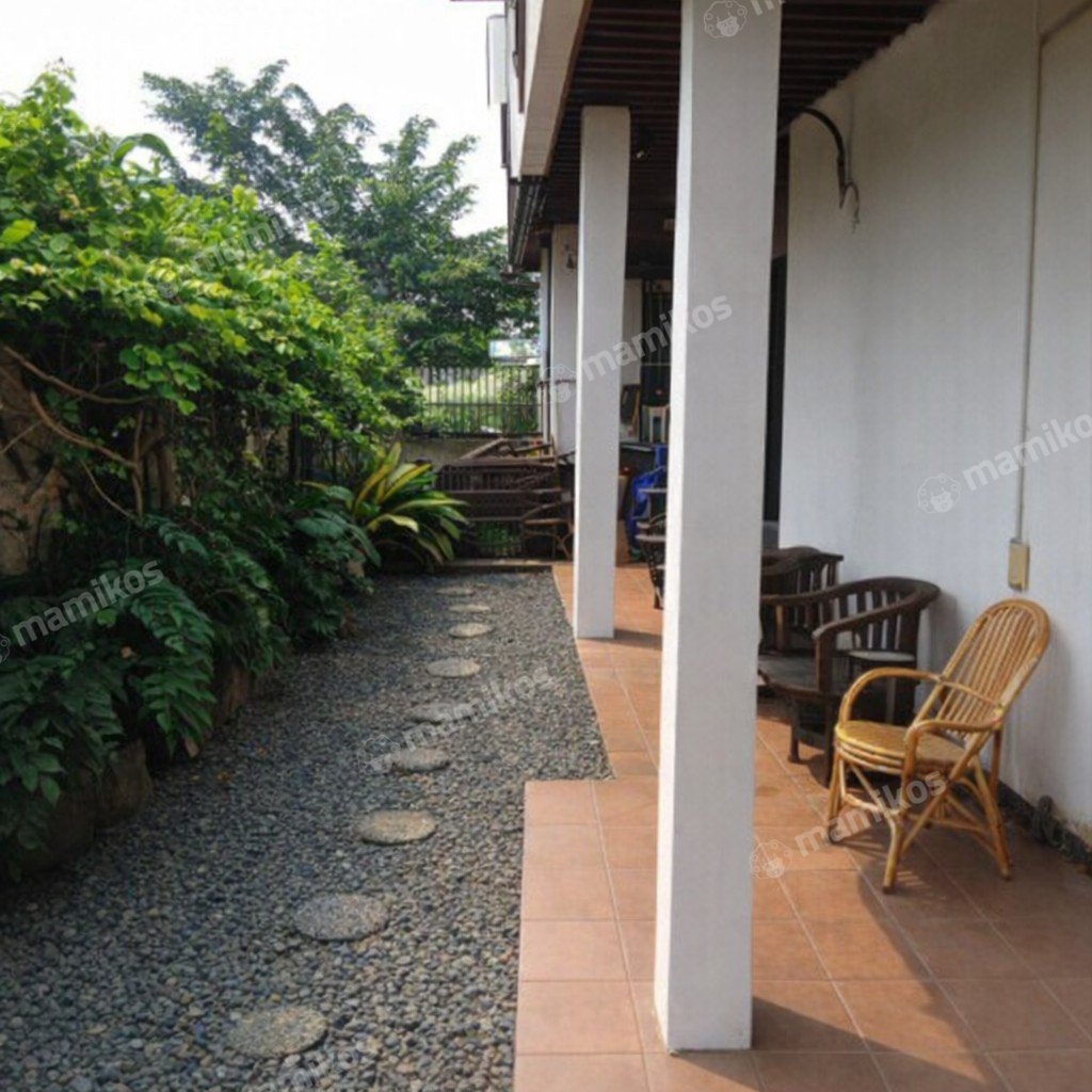 Rumah Sertifikat SHM 4 Kamar Tidur 2 Kamar Mandi Kebon Jeruk Jakarta Barat - Photo 2