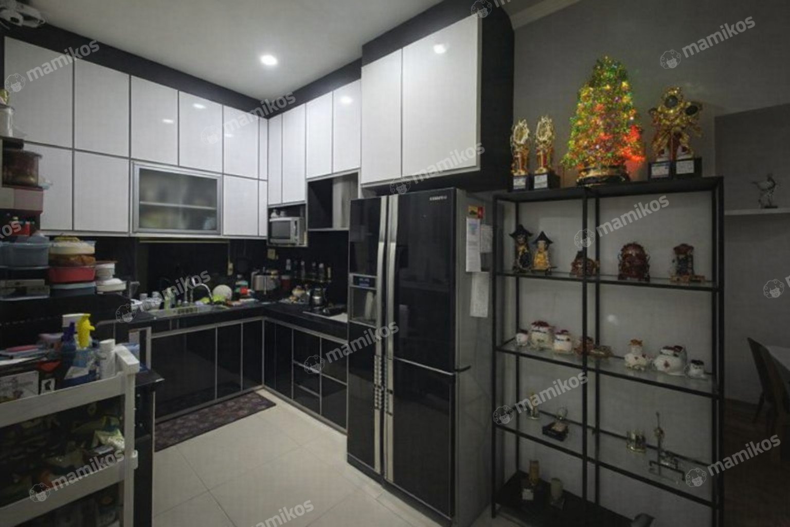 Rumah Sertifikat SHM 4 Kamar Tidur 3 Kamar Mandi Daan Mogot Jakarta Barat