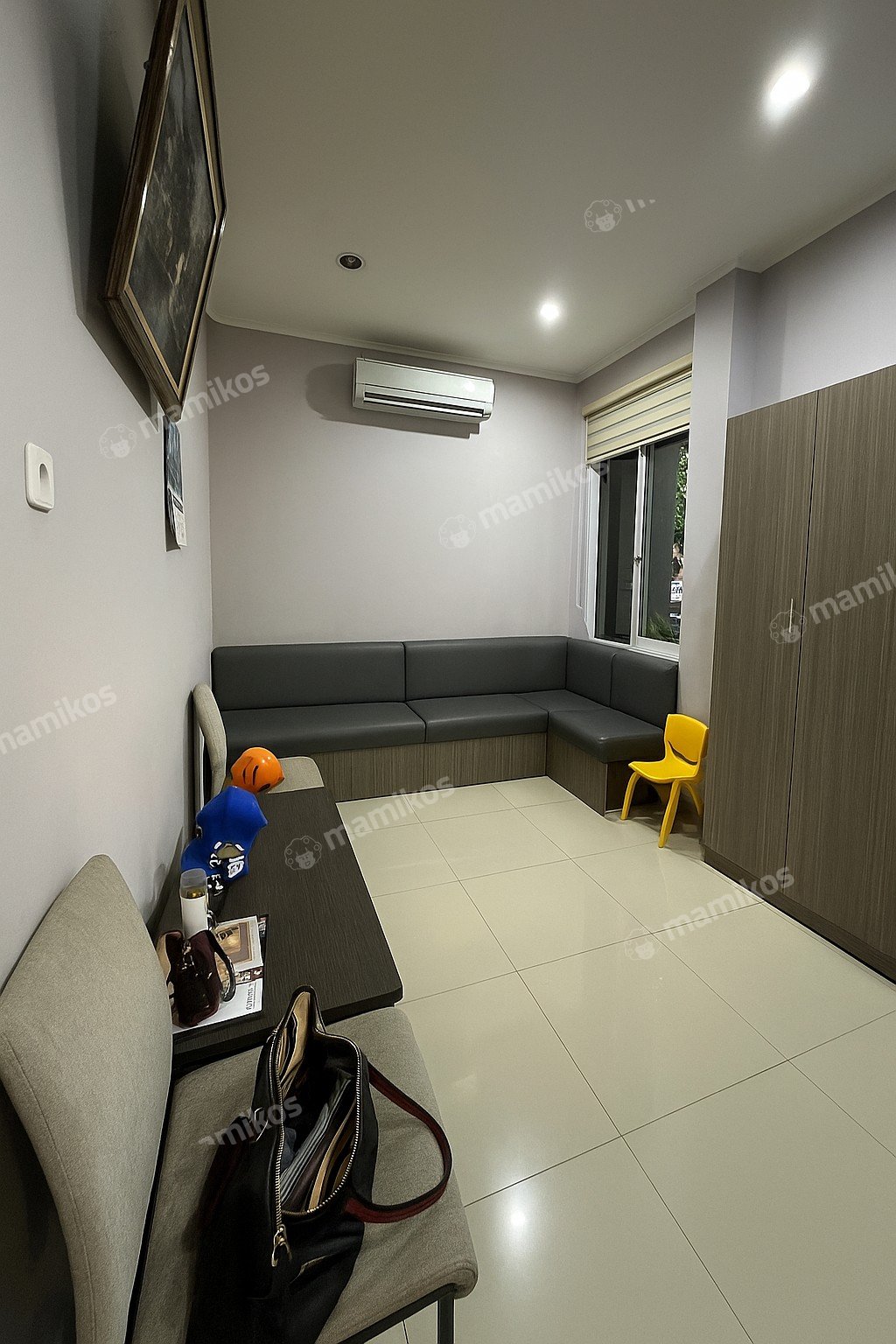 Rumah Sertifikat SHM 4 Kamar Tidur 3 Kamar Mandi Daan Mogot Jakarta Barat - Photo 4
