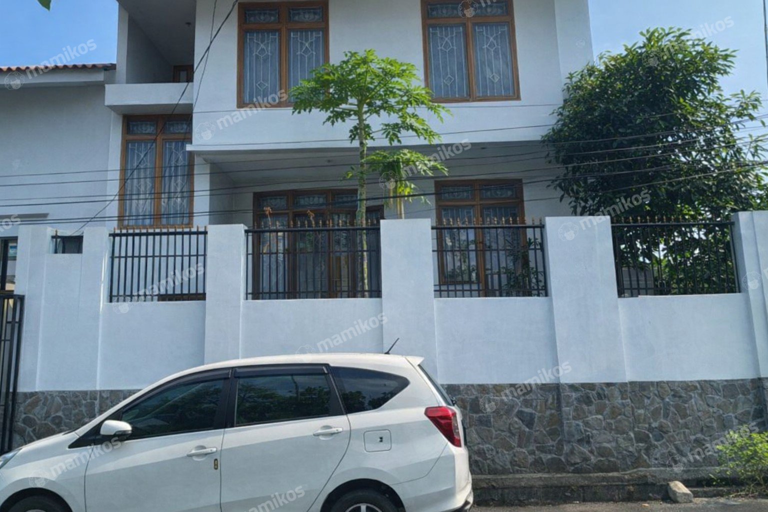 Rumah Sertifikat SHM 6 Kamar Tidur 6 Kamar Mandi Kebayoran Baru Jakarta Selatan