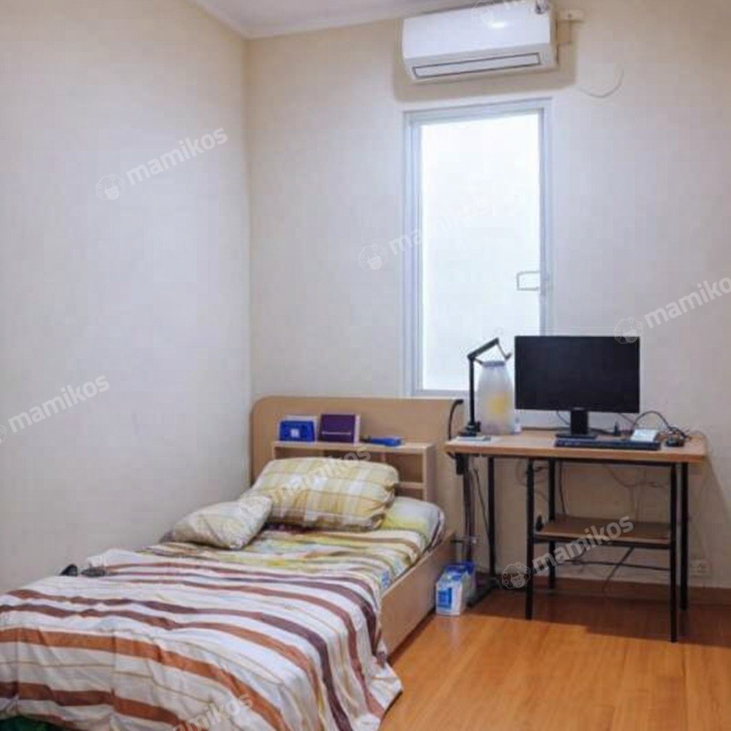 Rumah Sertifikat SHM 8 Kamar Tidur 5 Kamar Mandi Kelapa Gading Jakarta Utara - Photo 5