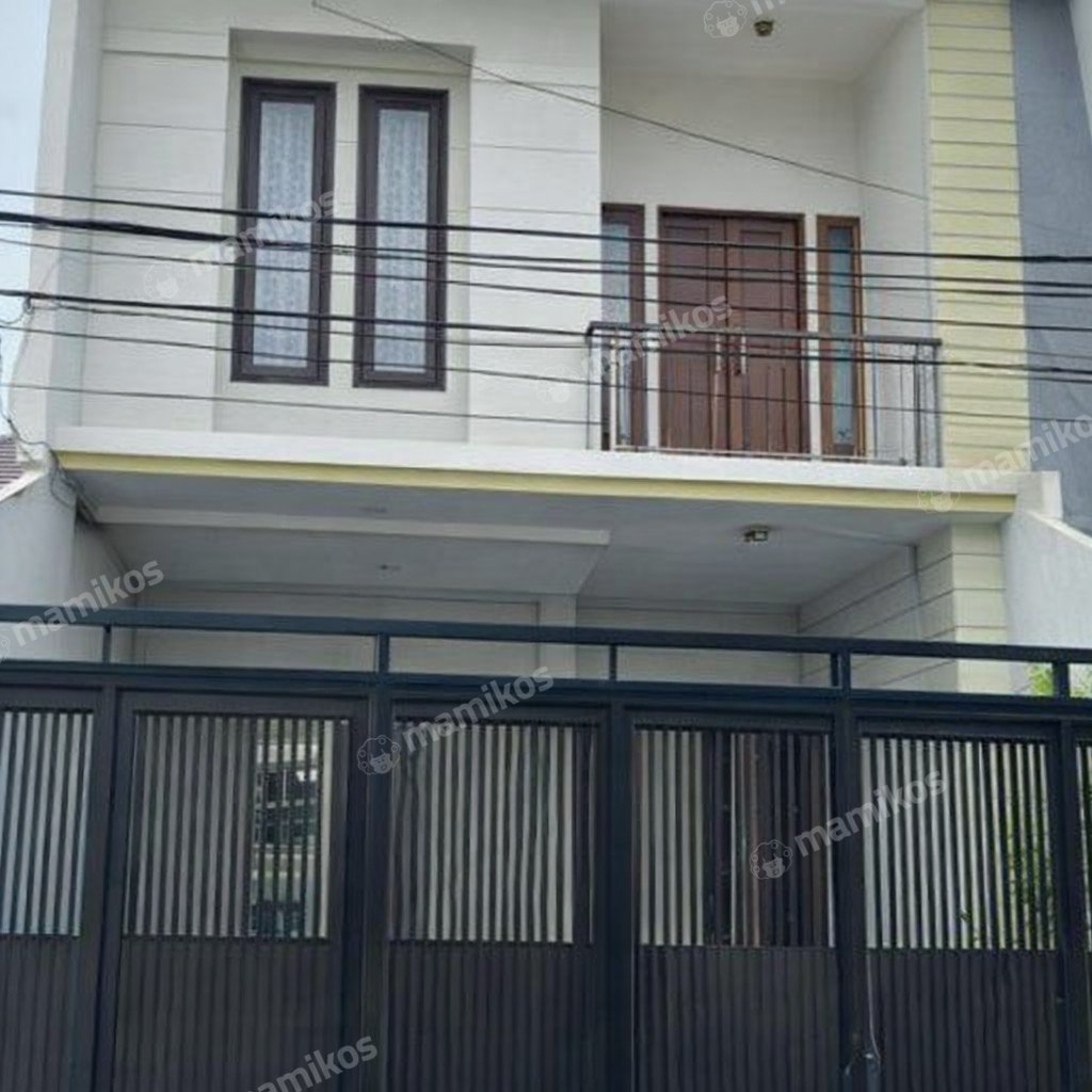 Rumah Sertifikat SHM 4 Kamar Tidur 4 Kamar Mandi Tomang Jakarta Barat