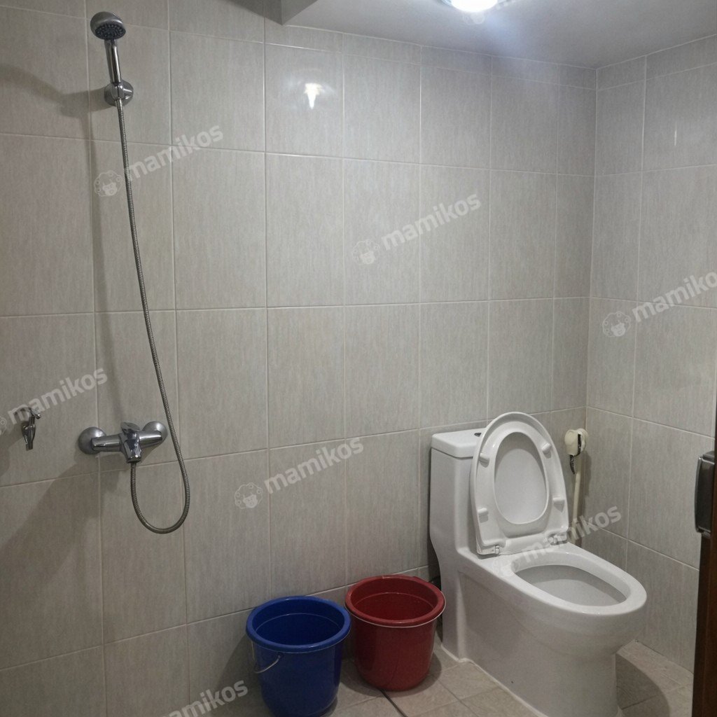 Rumah Sertifikat SHM 4 Kamar Tidur 4 Kamar Mandi Tomang Jakarta Barat - Photo 4