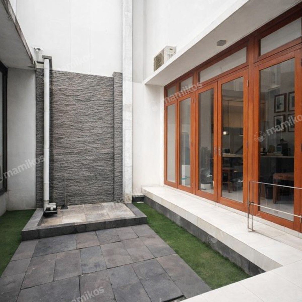 Rumah Sertifikat SHM 5 Kamar Tidur 5 Kamar Mandi Kebayoran Baru Jakarta Selatan - Photo 5